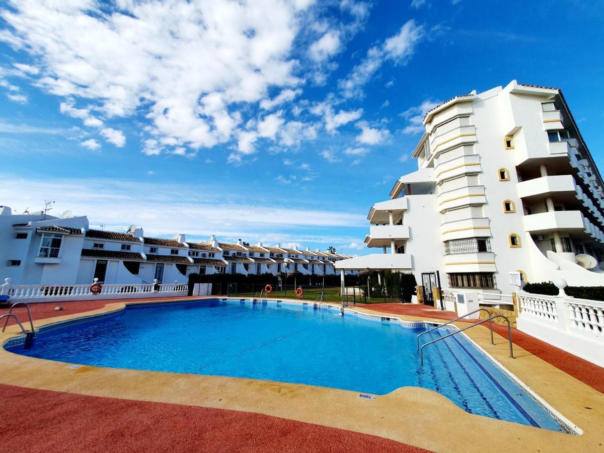 Cozy Apartment On The Beach Sitio de Calahonda Exterior foto