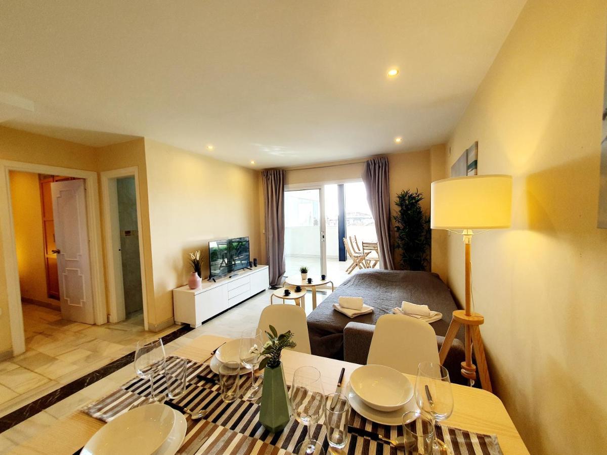 Cozy Apartment On The Beach Sitio de Calahonda Exterior foto