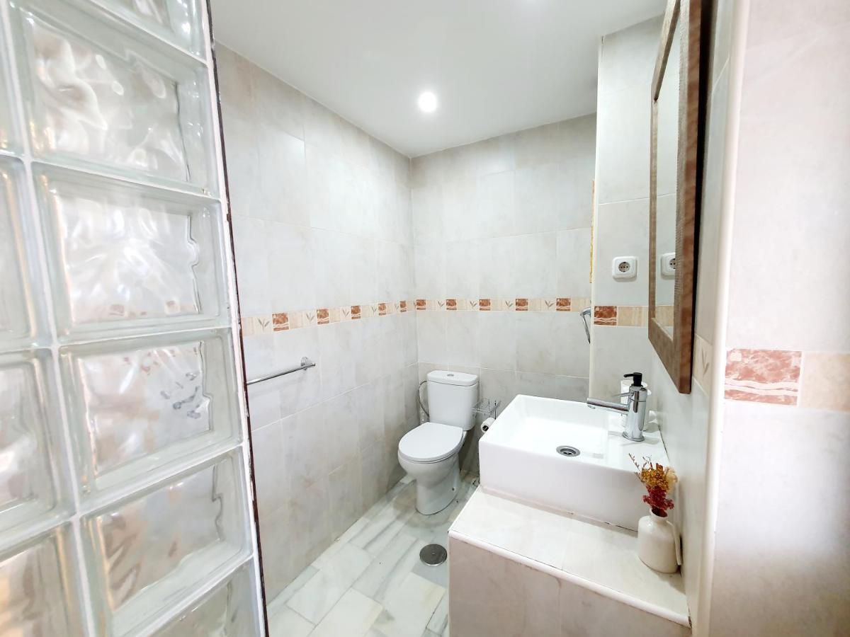 Cozy Apartment On The Beach Sitio de Calahonda Exterior foto